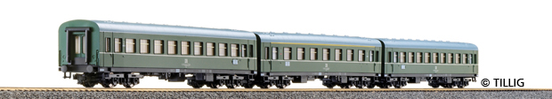 Set of 3 Passenger cars<br /><a href='images/pictures/Tillig/01566.jpg' target='_blank'>Full size image</a>